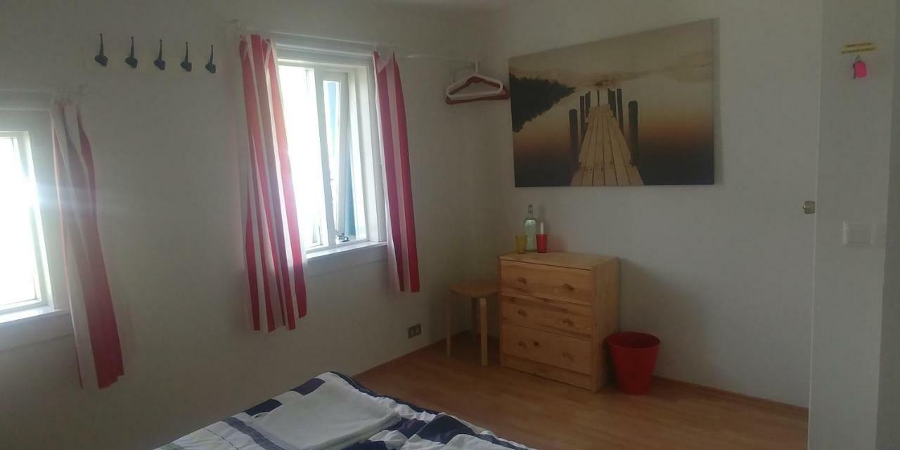 East Iceland Homestay Eskifjörður Eksteriør billede