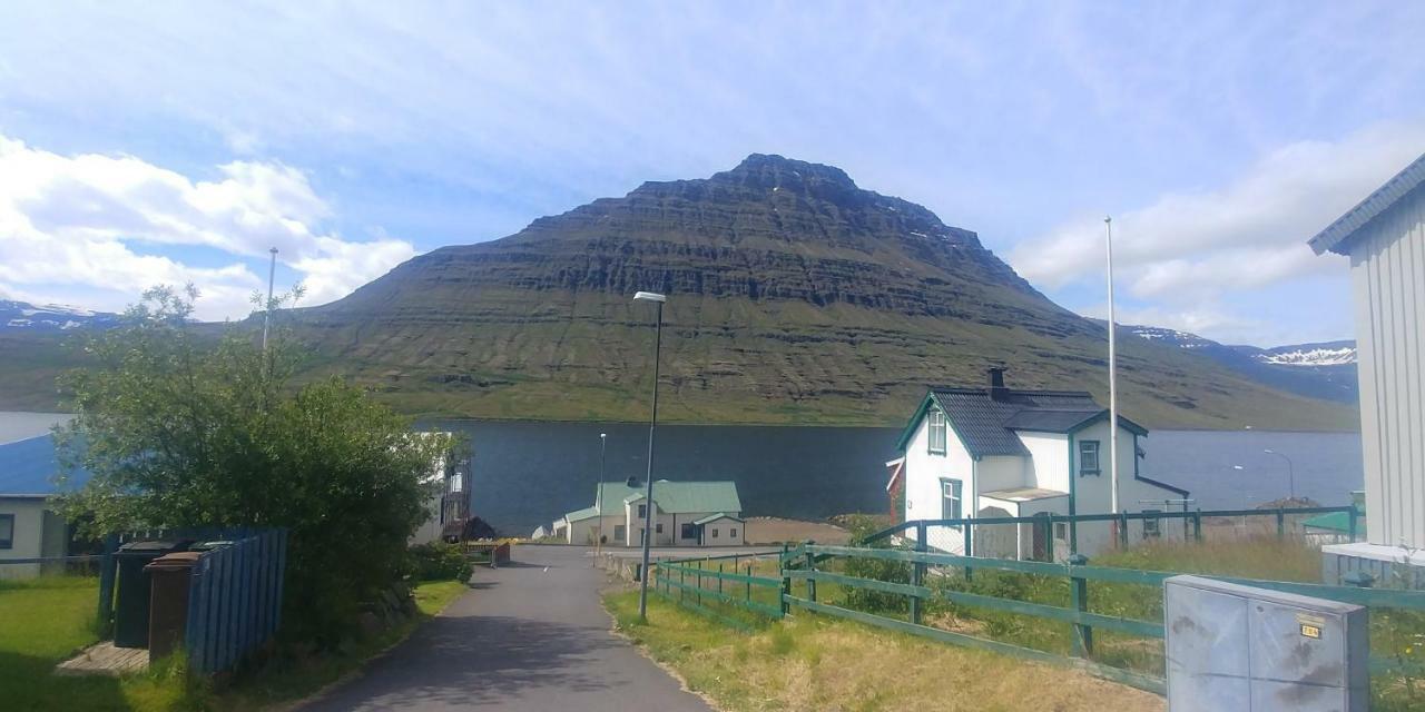 East Iceland Homestay Eskifjörður Eksteriør billede